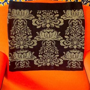 Black and gold elastic waist skirt, size large